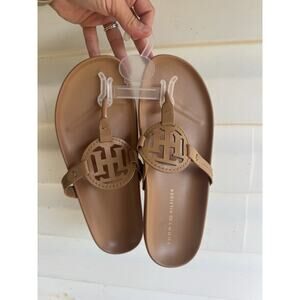 Womens Tommy Hilfiger Relina Thong Sandals, Light Natural Size 9M New